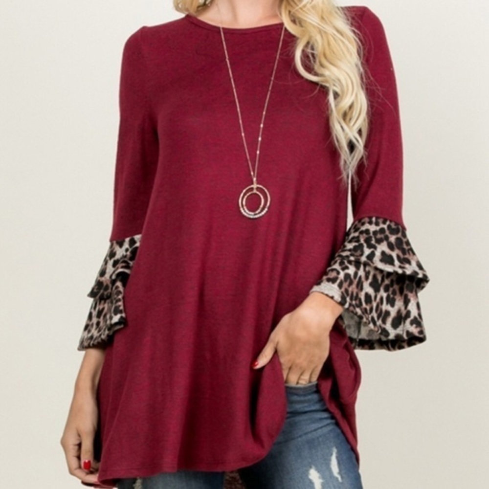 🆕Burgundy, brn leopard swing sleeve top - Picture 2 of 4